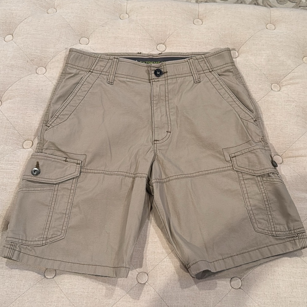 Lee Men's Tan Cargo Shorts